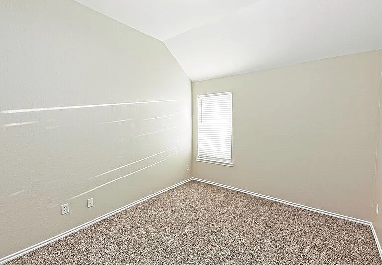 4009 Hidden Meadow Ct — Photo 38