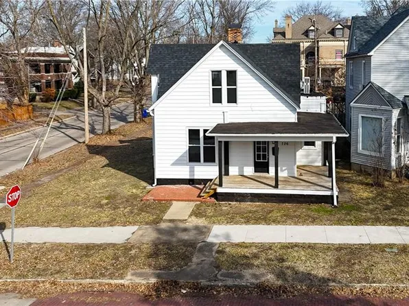 726 W 7th St, Sedalia, MO 65301