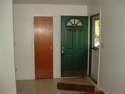 3rd image of 806 Browning Ave