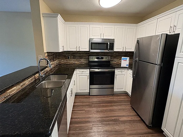 Kitchen with Modern Finishes