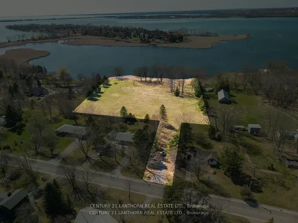 1448 County Road 12 Rd, Prince Edward County, ON K0K 2T0