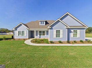 5 Jack Kennedy Rd, Statesboro, GA 30458