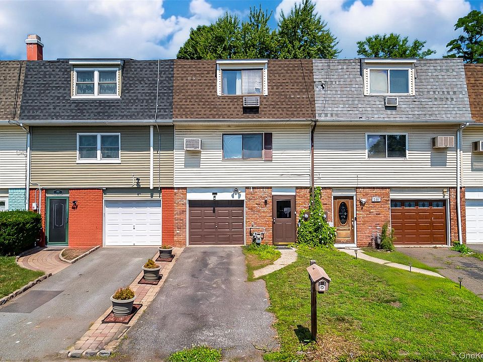 1st image of 210 Chrystal Drive