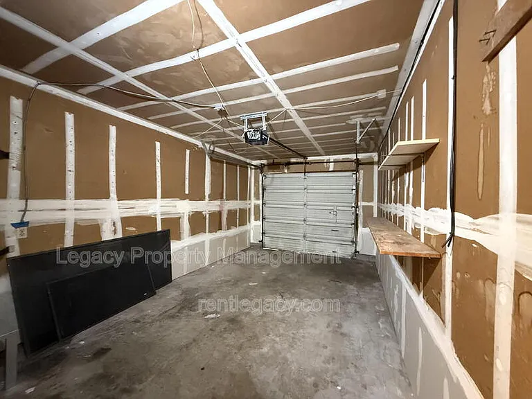 8304 Holly Jill Way — Photo 15