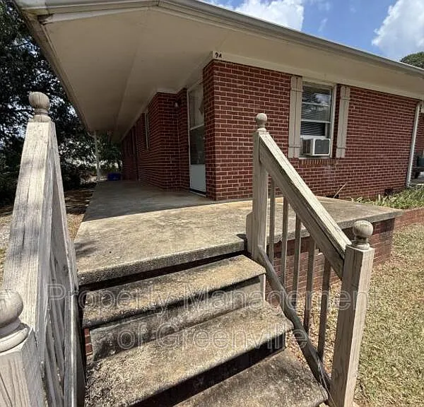 9 Eisenhower Dr #A — Photo 3