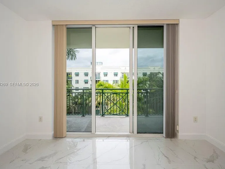 510 NW 84th Ave #520 — Photo 10