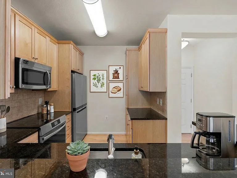 11800 Old Georgetown Rd #1315 — Photo 15