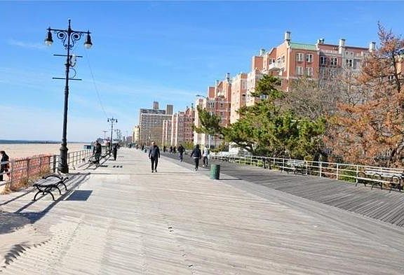 Brighton Beach Boardwalk_ R&H Realty