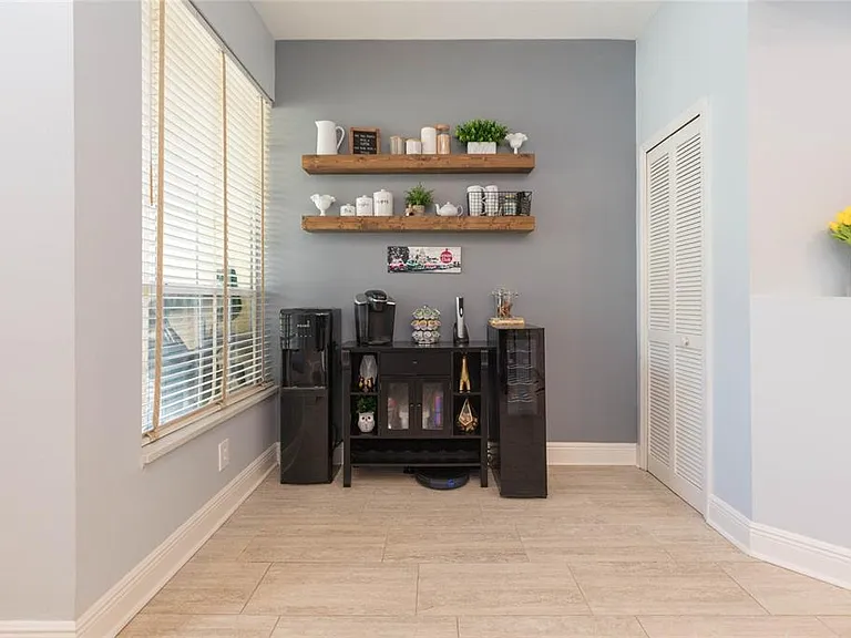 1050 Starkey Rd #104 — Photo 5