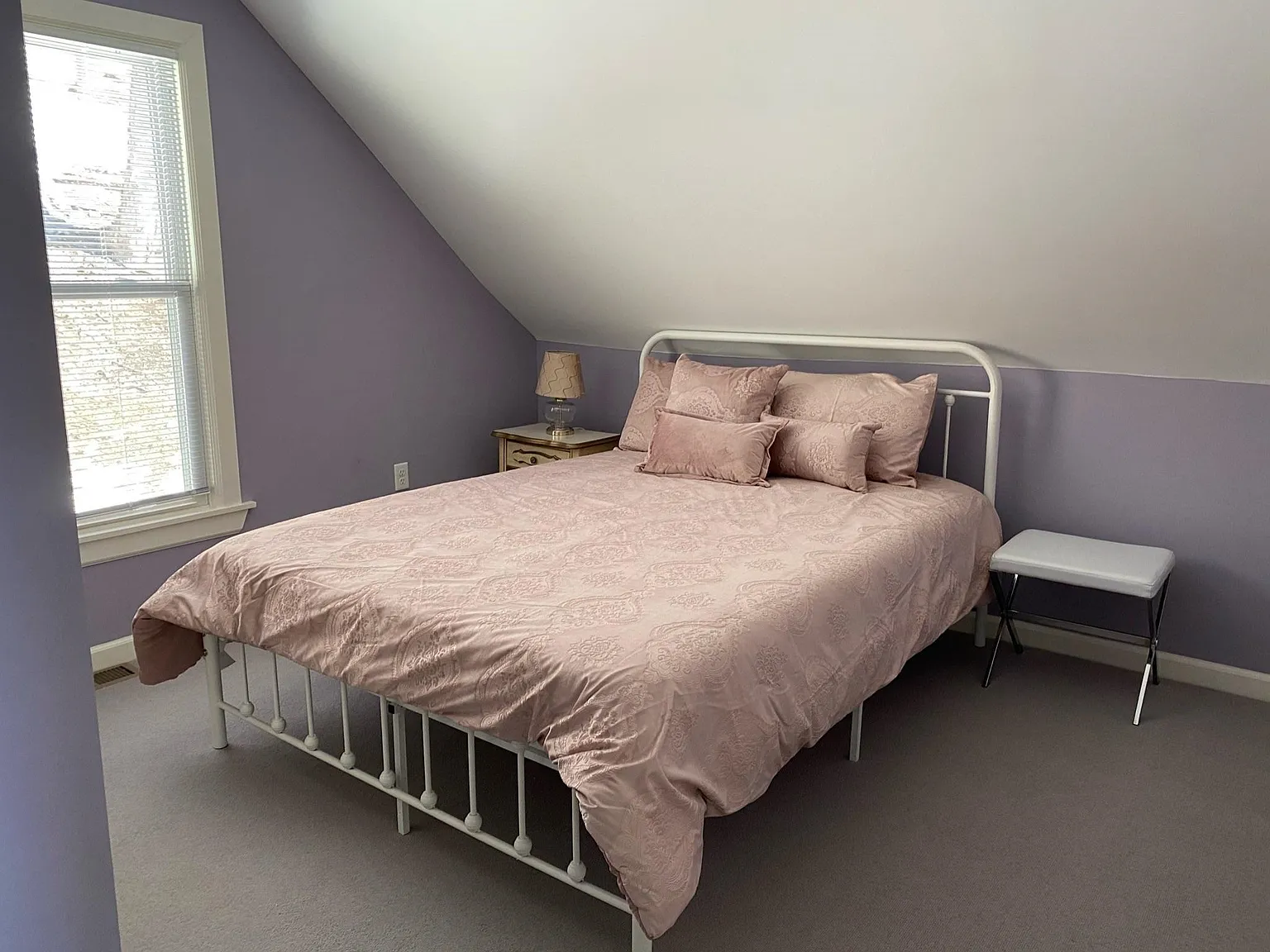2 bed, 963 sqft, $2,400 — Photo 2