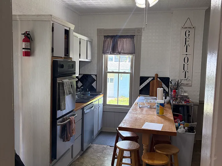 29 Rundel Park — Photo 13