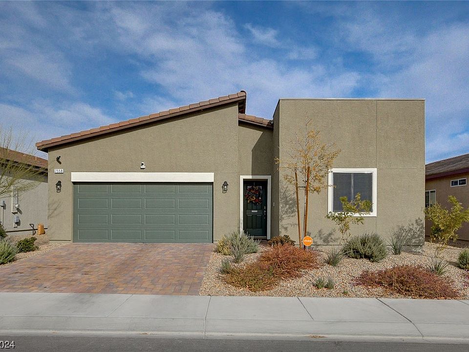 1st image of 7558 W Diablo Dr