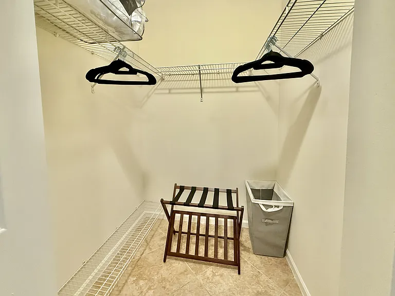 1820 Florida Club Cir #CIRCLE2210 — Photo 25