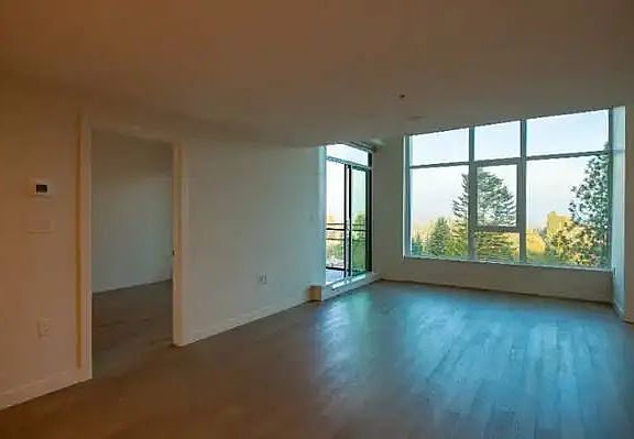5th image of 1526 Finlay St #7