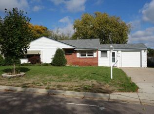 831 Elm St, Anoka, MN 55303