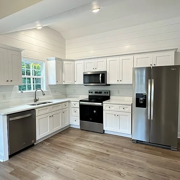 1608 River Rd NE — Photo 10