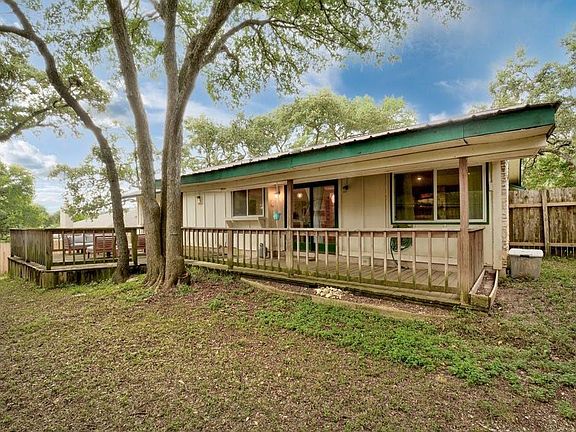 5th image of 2710 Deeringhill Dr