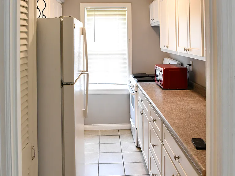 7058 Dartmouth Ave — Photo 3