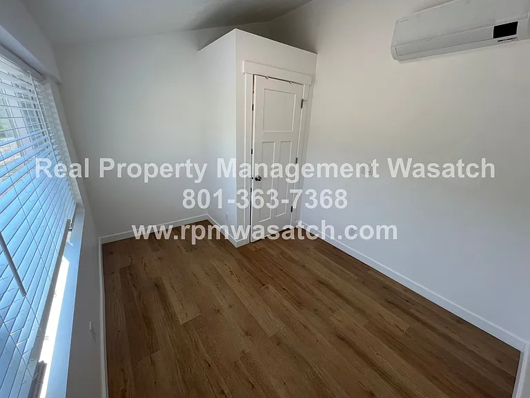 1388 Country Ln — Photo 31
