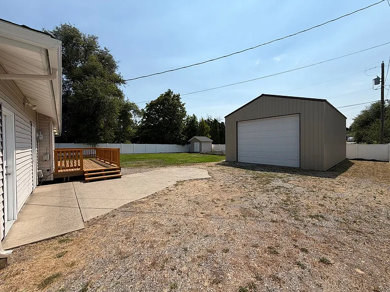 12924 E 8th Ave — Photo 14