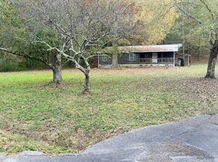 502 Hamilton Dr, Chickamauga, GA 30707