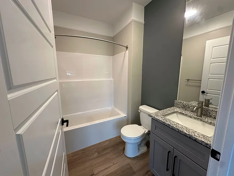 Central @ Waterford Woods — Photo 42