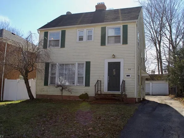 4366 Groveland Rd, University Heights, OH 44118