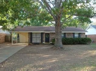 6526 Graham Ln, Keithville, LA 71047