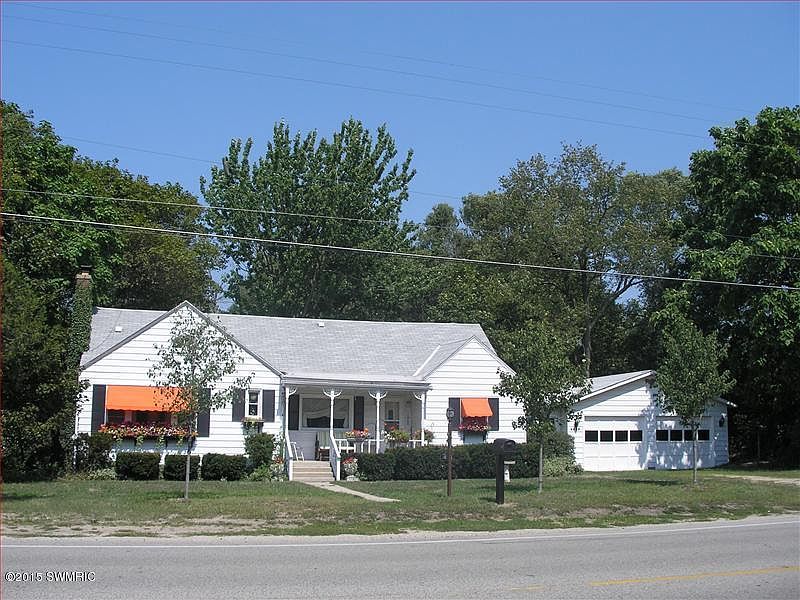 1st image of 1463 W Lakewood Blvd