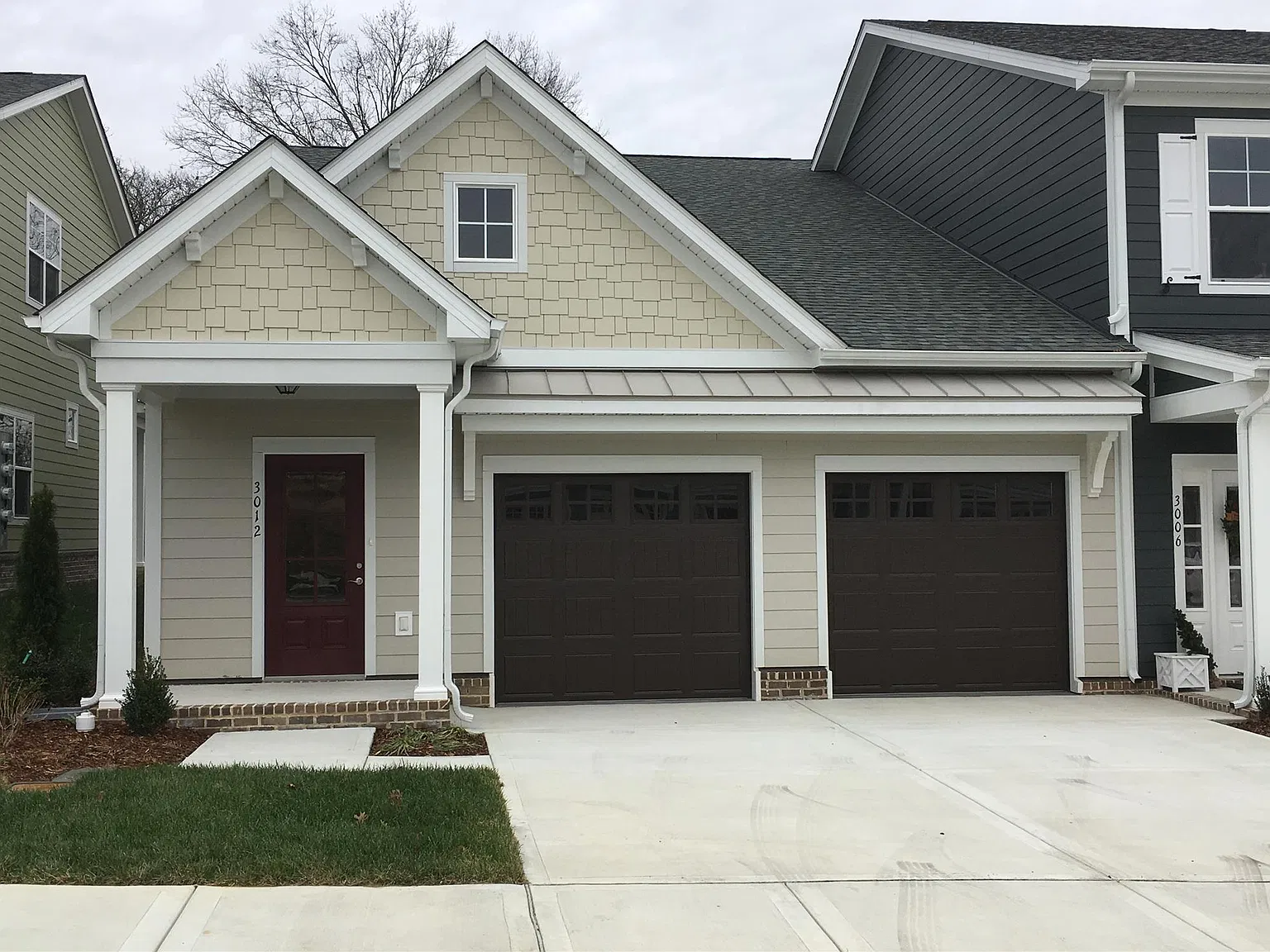 3 bed, 2.5 bath, 2012 sqft, $3,199 — Photo 2