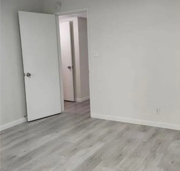 312 E Dryden St #3 — Photo 13
