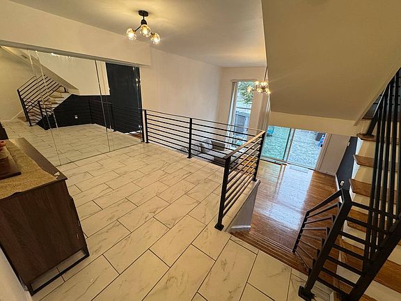 5th image of 14951 258th St