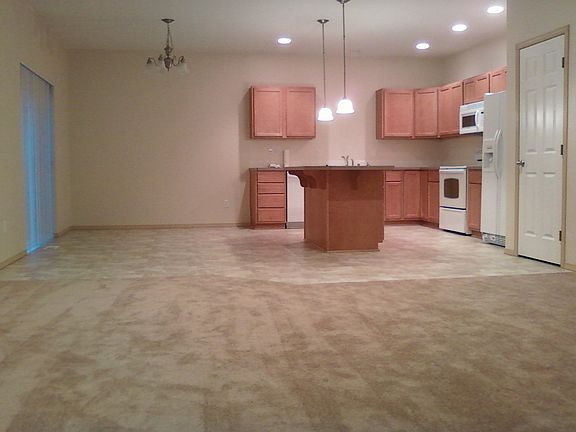 4th image of 1619 Cunningham Dr NE