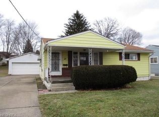 470 Sanderson Ave, Campbell, OH