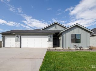 7113 S Old Farm Ave, Meridian, ID 83642
