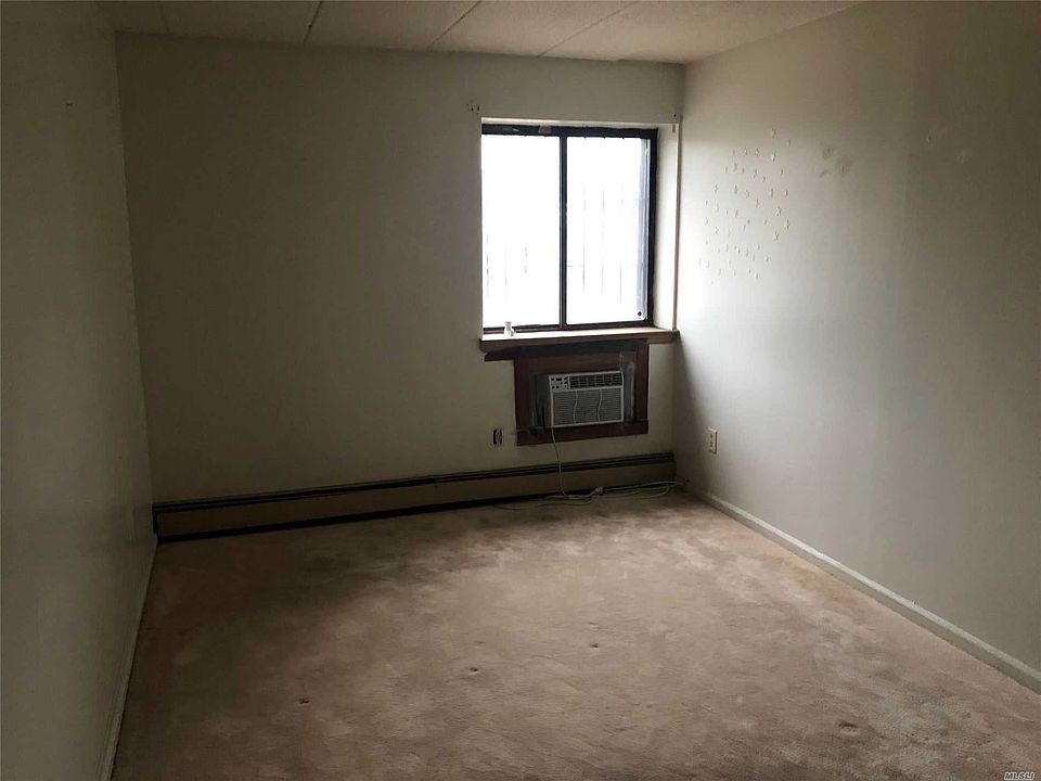2nd image of 13014 60th Ave APT 1C