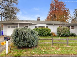 18022 SE Lincoln St, Portland, OR 97233