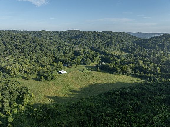 2nd image of 1100 Pond Creek Rd