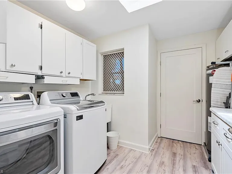 2125 Marina Dr — Photo 27