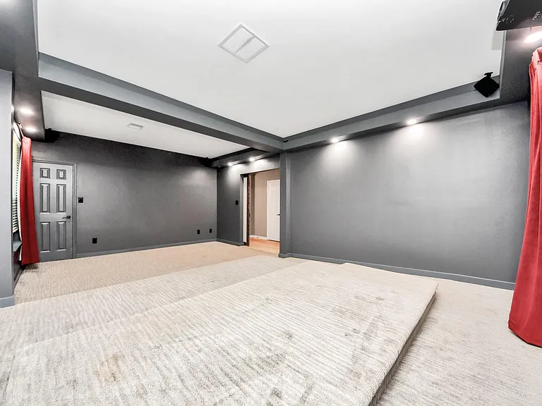 3210 Shadowwalk Dr — Photo 17