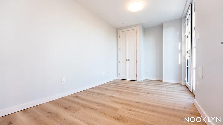 Rented by Nooklyn NYC LLC | media 86