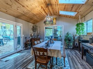 27 Cottage Ct, Camdenton, MO 65020