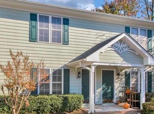 457 Cityview Ln, Fayetteville, NC 28301