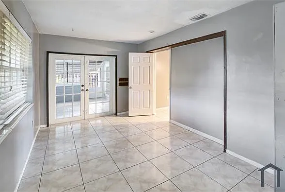 8341 NW 25th St — Photo 18