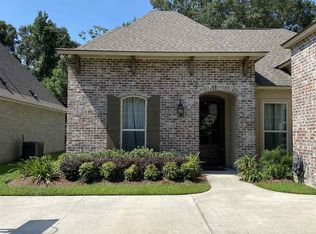 41124 Talonwood Dr, Saint Amant, LA 70737