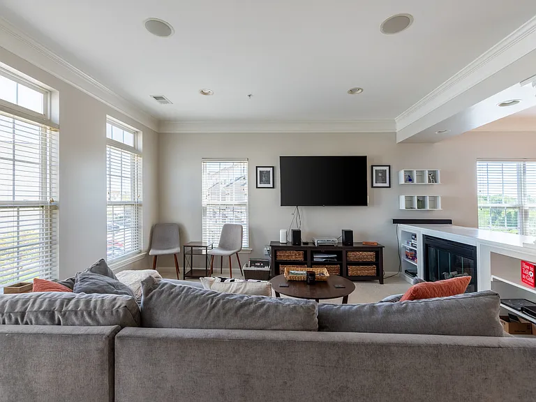 1830 Wheyfield Dr #6-B — Photo 10
