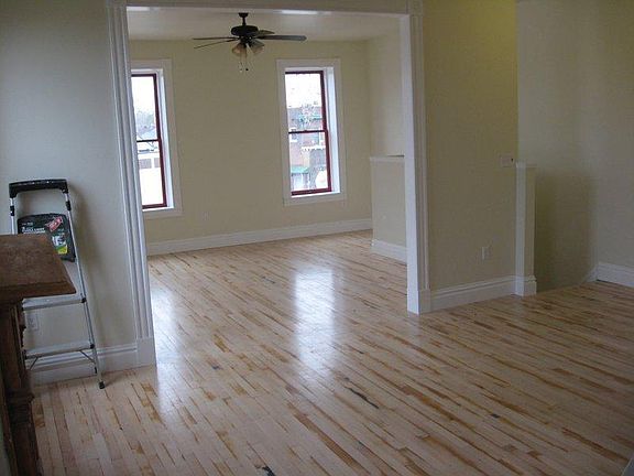 4th image of 4207 Arco Ave