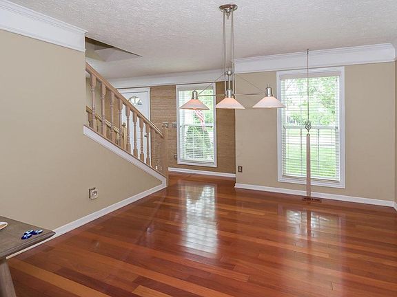 4th image of 247 Tyler Creek Ct