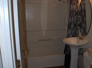 976 Flanagan Ave, Coos Bay, OR 97420