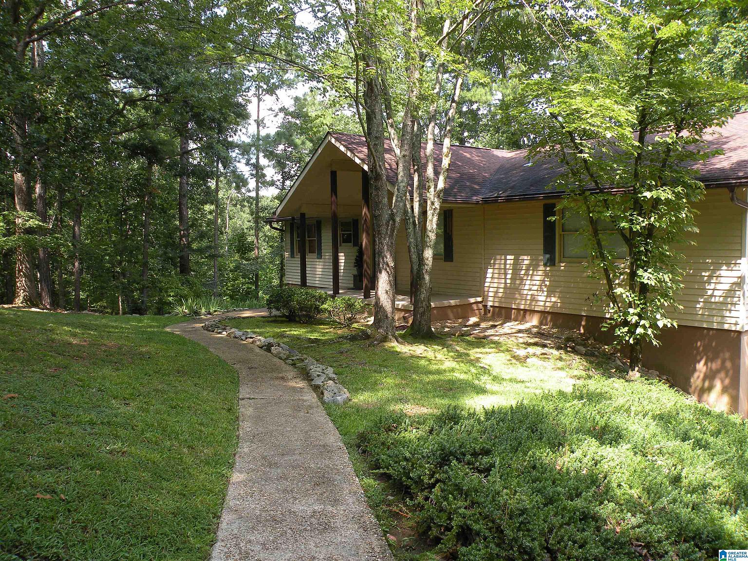 1404 Stonehill Rd, Sylacauga, AL 35150 MLS 21365221 Zillow